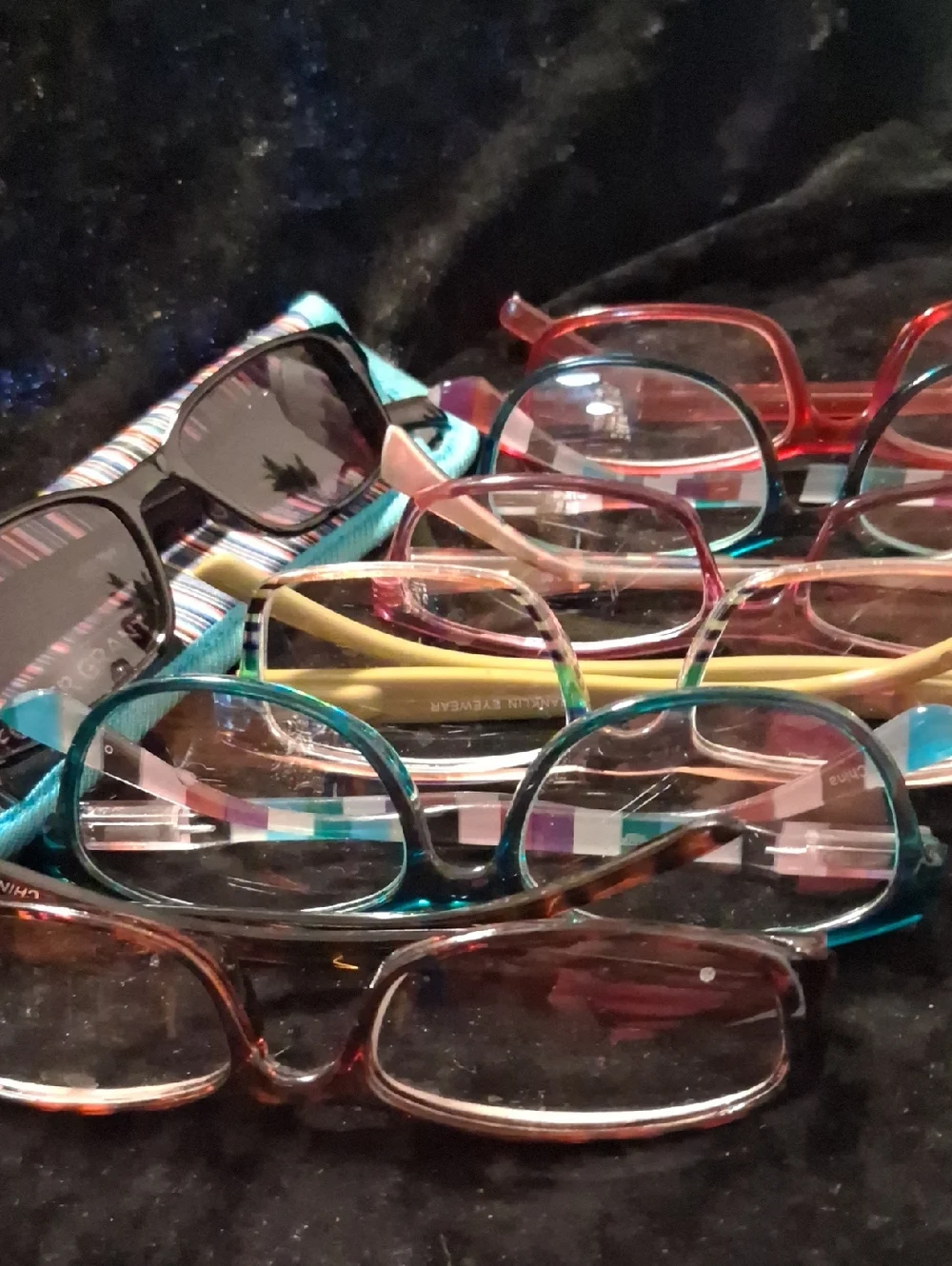 Readers +2.0 Multi-Color Eyewear Collection Assorted Color Frames + Sun Readers